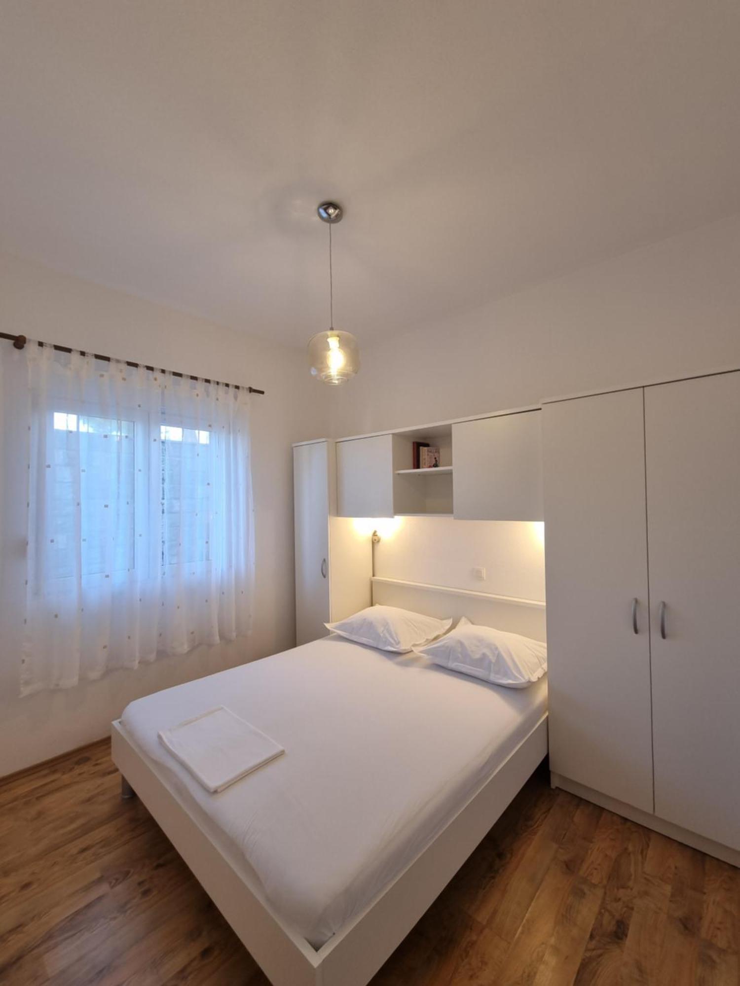 Em Apartma Makarska