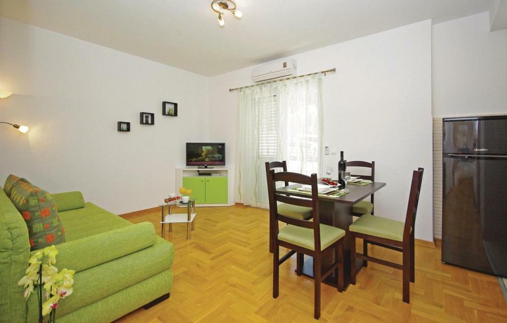 Em Apartma *